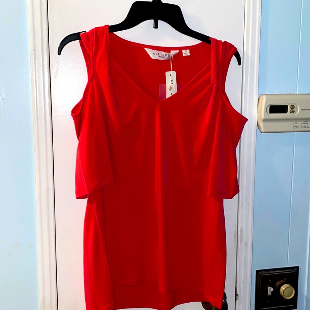 NWT Allison Taylor cold shoulder crossband at the shoulder top